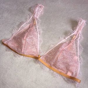 VS Dream Angels pink Chantilly lace bralette bra